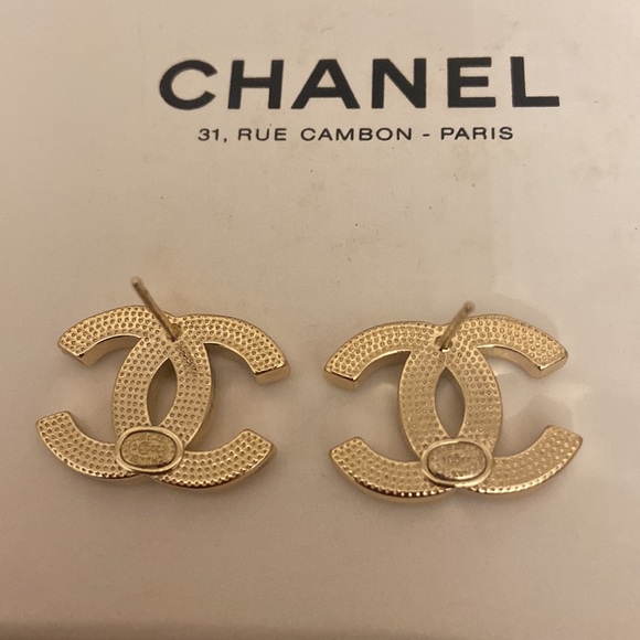 Authentic Chanel Earrings - Picture 3 of 5